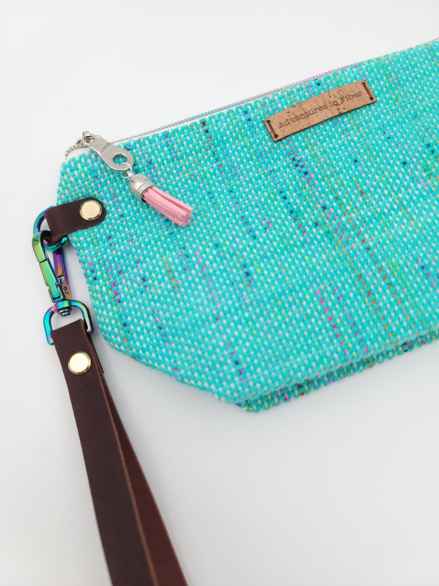 Large Notions Pouch