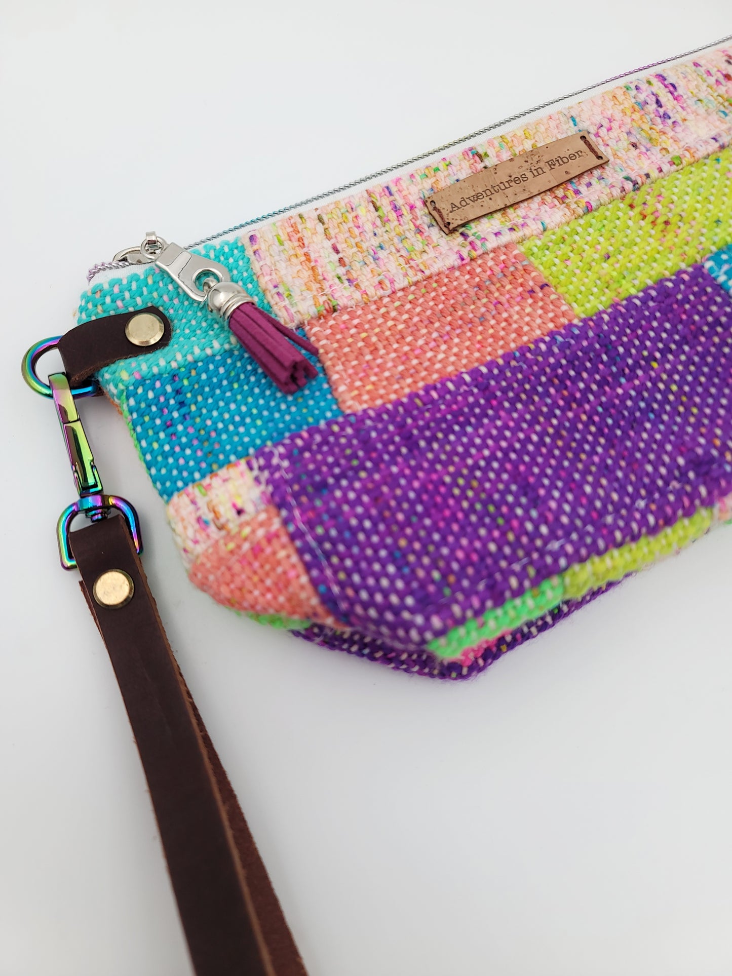 Large Notions Pouch