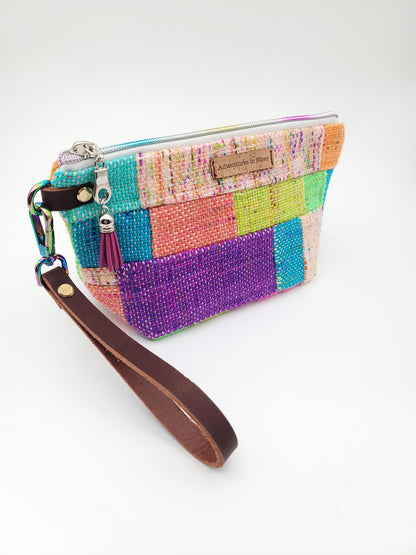 Large Notions Pouch