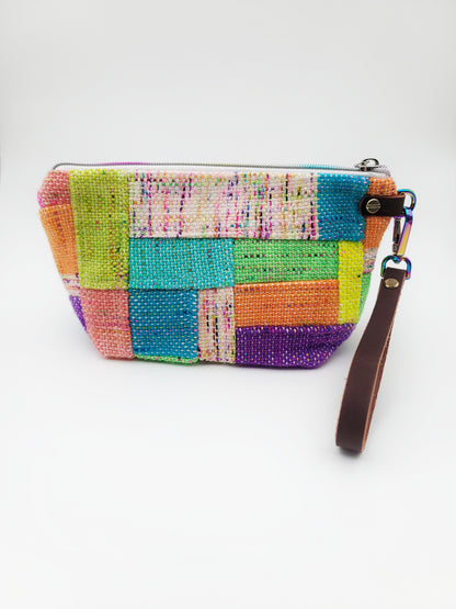 Large Notions Pouch