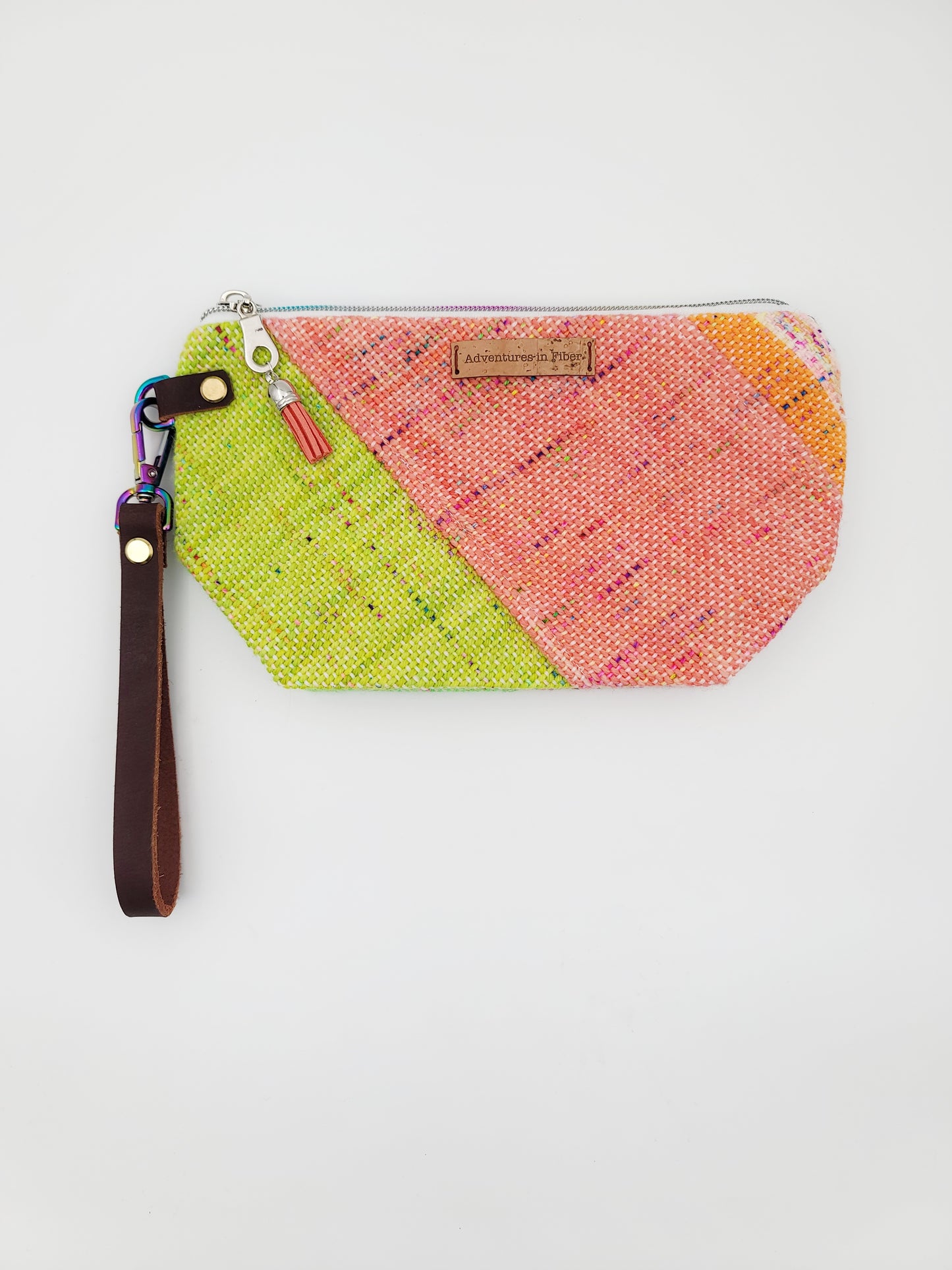 Large Notions Pouch