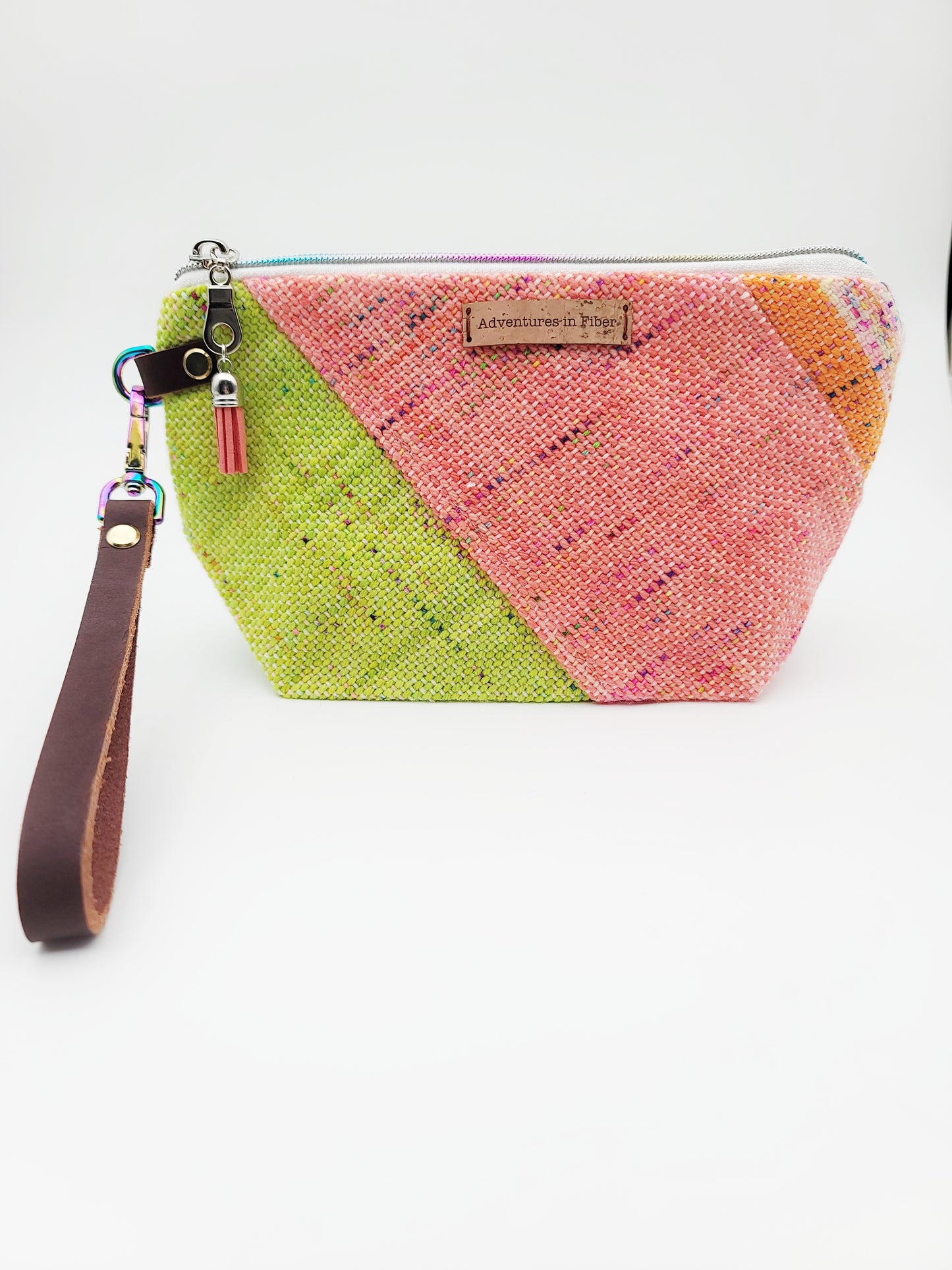 Large Notions Pouch