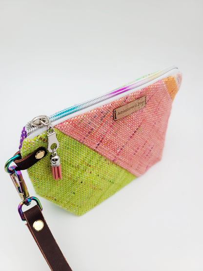 Large Notions Pouch