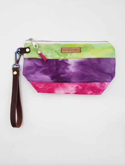 Large Notions Pouch